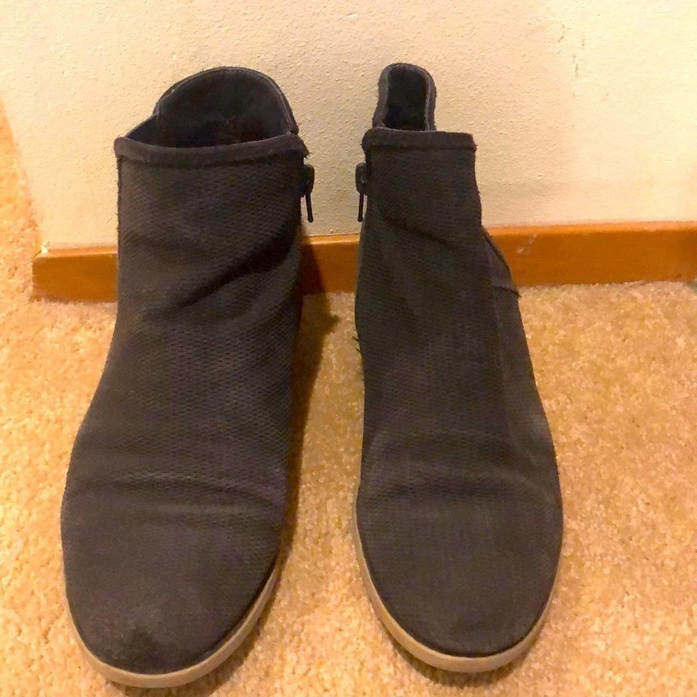 Kensie Gerona dark blue ankle boots